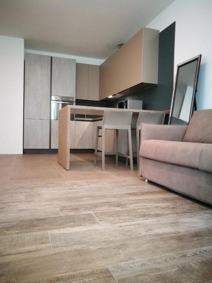 Suite Laura - Torri del Benaco Kültér fotó
