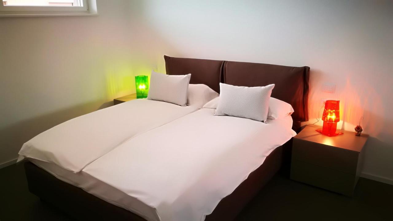 Suite Laura - Torri del Benaco Kültér fotó